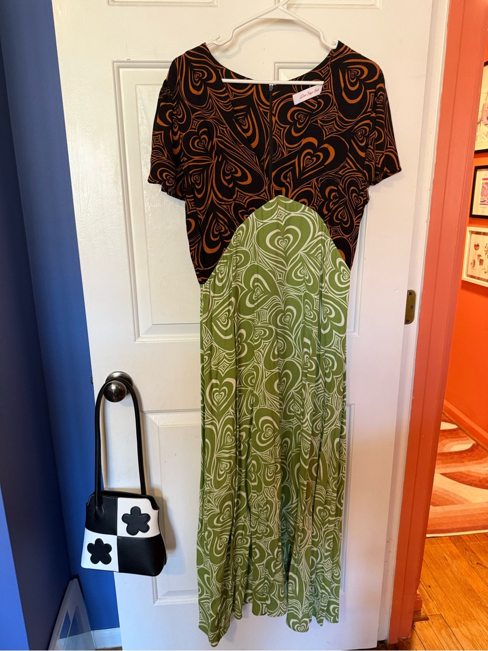 Lisa Says Gah Two-Tone Heart Print Maxi Dress — Black and Green